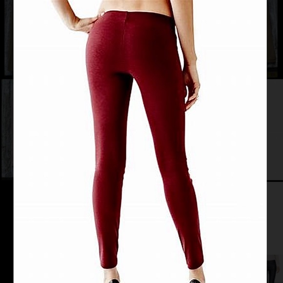 NWT❗️GUESS Red Faux Leather Reptilian Leggings - Picture 2 of 7